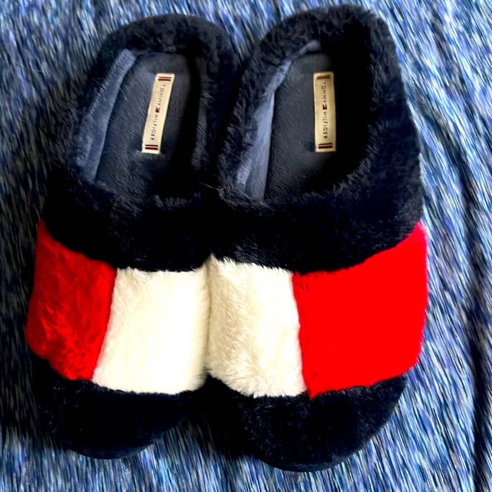 Women’s Tommy Hilfiger slippers